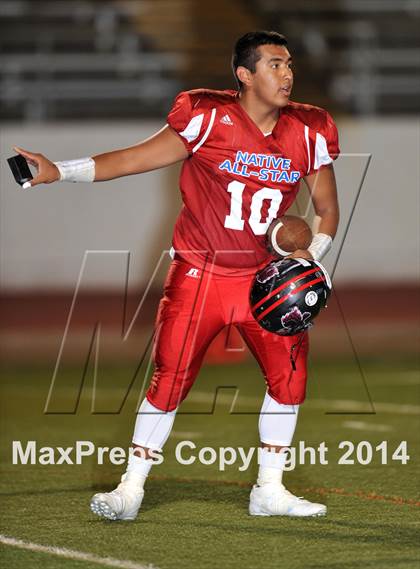 Thumbnail 2 in Native All-Star Football Classic (Red Hawks vs. Blue Eagles) photogallery.
