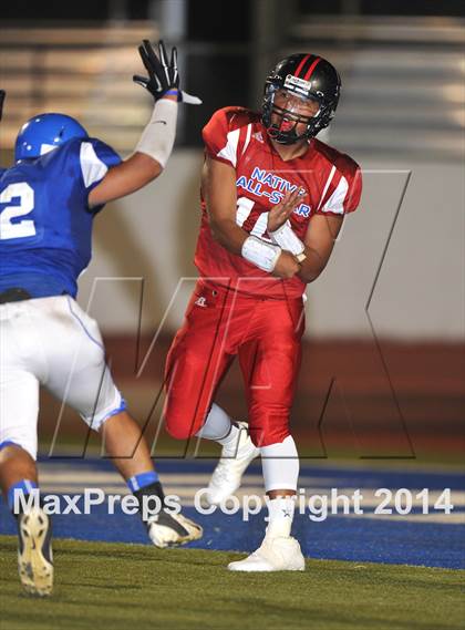 Thumbnail 3 in Native All-Star Football Classic (Red Hawks vs. Blue Eagles) photogallery.