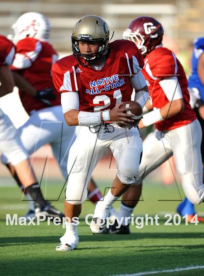 Thumbnail 2 in Native All-Star Football Classic (Red Hawks vs. Blue Eagles) photogallery.