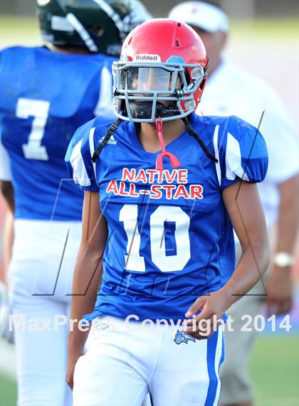 Thumbnail 3 in Native All-Star Football Classic (Red Hawks vs. Blue Eagles) photogallery.