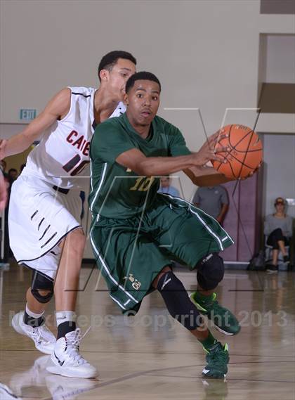 Thumbnail 2 in American Fork vs. Long Beach Poly (MaxPreps Holiday Classic) photogallery.