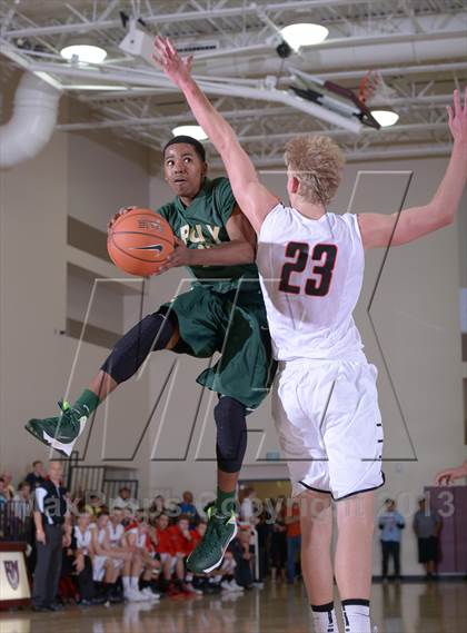 Thumbnail 3 in American Fork vs. Long Beach Poly (MaxPreps Holiday Classic) photogallery.