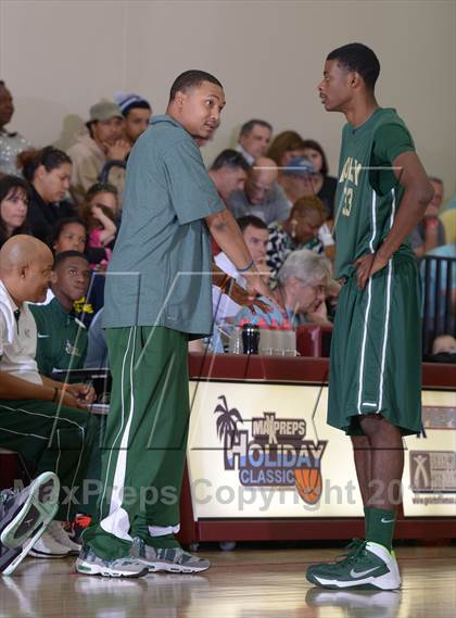 Thumbnail 3 in American Fork vs. Long Beach Poly (MaxPreps Holiday Classic) photogallery.