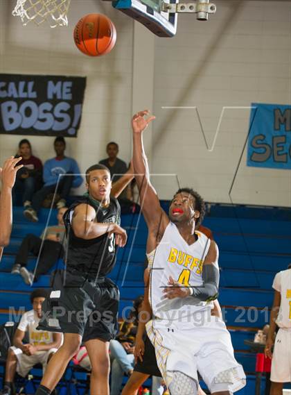 Thumbnail 1 in Fort Bend Marshall vs. Berkner (McDonald's Texas Invitational) photogallery.