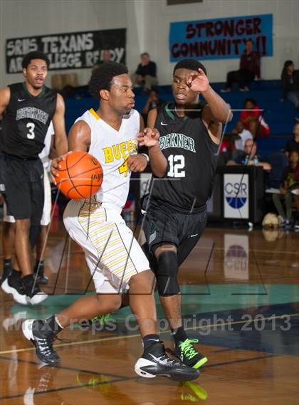Thumbnail 1 in Fort Bend Marshall vs. Berkner (McDonald's Texas Invitational) photogallery.