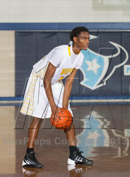 Thumbnail 3 in Fort Bend Marshall vs. Berkner (McDonald's Texas Invitational) photogallery.
