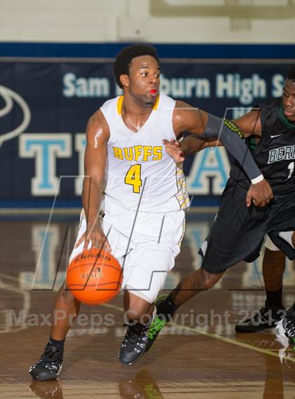 Thumbnail 2 in Fort Bend Marshall vs. Berkner (McDonald's Texas Invitational) photogallery.