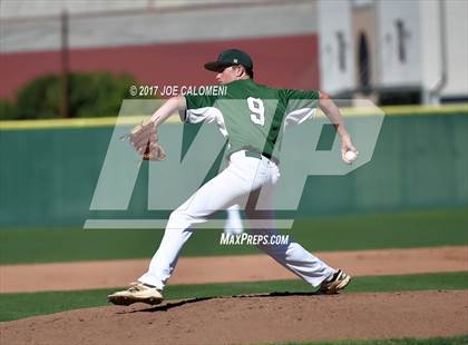 Thumbnail 1 in Reagan [Ronald] vs MacArthur [Douglas] photogallery.