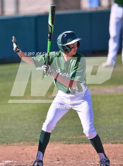 Thumbnail 3 in Reagan [Ronald] vs MacArthur [Douglas] photogallery.