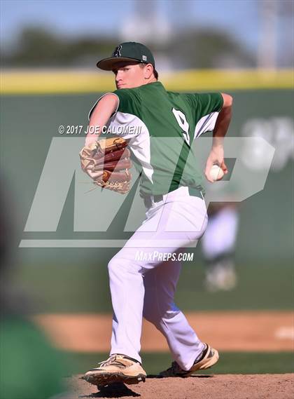 Thumbnail 2 in Reagan [Ronald] vs MacArthur [Douglas] photogallery.