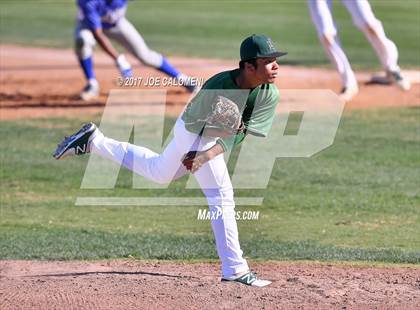 Thumbnail 2 in JV: Reagan [Ronald] vs MacArthur [Douglas] photogallery.