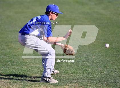 Thumbnail 2 in Reagan [Ronald] vs MacArthur [Douglas] photogallery.
