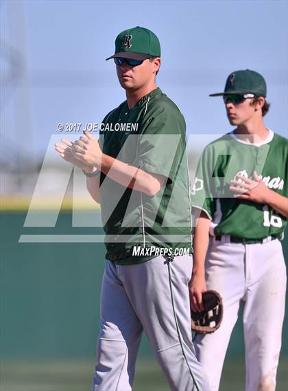 Thumbnail 2 in Reagan [Ronald] vs MacArthur [Douglas] photogallery.