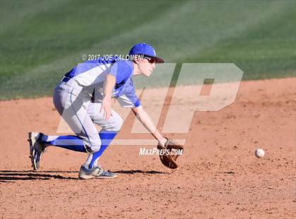 Thumbnail 2 in Reagan [Ronald] vs MacArthur [Douglas] photogallery.