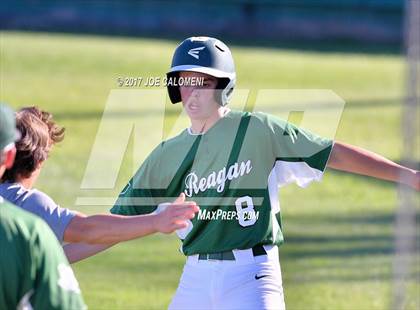 Thumbnail 3 in JV: Reagan [Ronald] vs MacArthur [Douglas] photogallery.