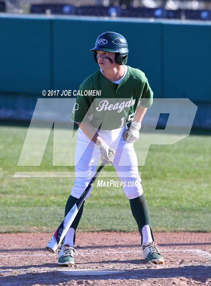 Thumbnail 1 in Reagan [Ronald] vs MacArthur [Douglas] photogallery.