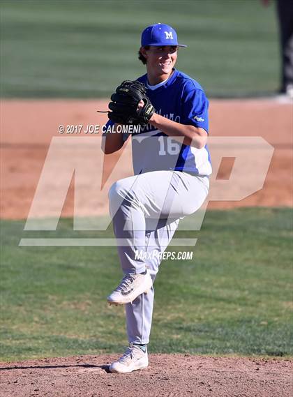 Thumbnail 1 in Reagan [Ronald] vs MacArthur [Douglas] photogallery.