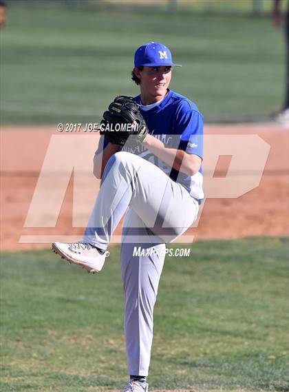Thumbnail 3 in Reagan [Ronald] vs MacArthur [Douglas] photogallery.