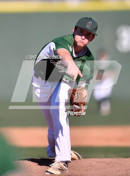 Thumbnail 2 in Reagan [Ronald] vs MacArthur [Douglas] photogallery.