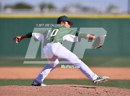 Thumbnail 1 in Reagan [Ronald] vs MacArthur [Douglas] photogallery.