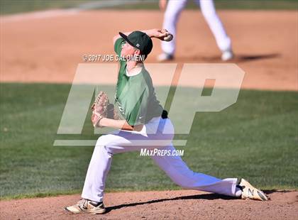 Thumbnail 3 in Reagan [Ronald] vs MacArthur [Douglas] photogallery.