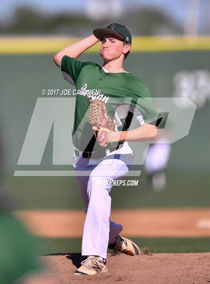Thumbnail 3 in Reagan [Ronald] vs MacArthur [Douglas] photogallery.