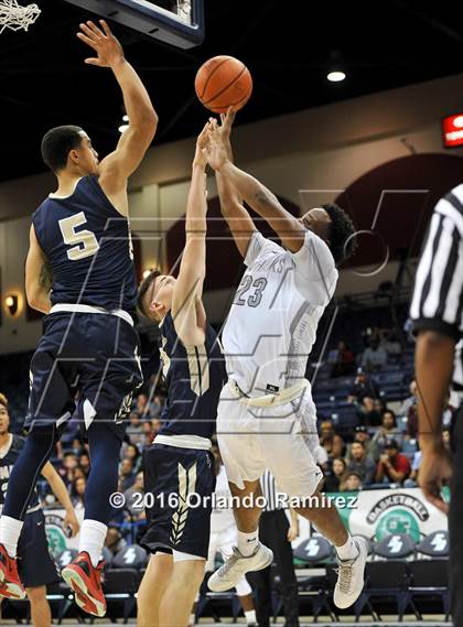Thumbnail 2 in Madison vs Bonita Vista (CIF SDS D3 Final) photogallery.