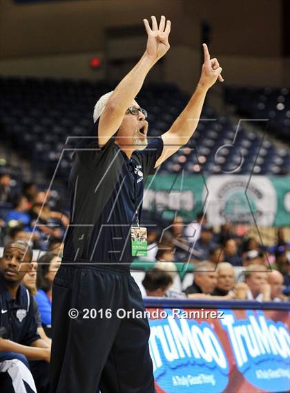 Thumbnail 2 in Madison vs Bonita Vista (CIF SDS D3 Final) photogallery.