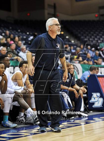 Thumbnail 2 in Madison vs Bonita Vista (CIF SDS D3 Final) photogallery.