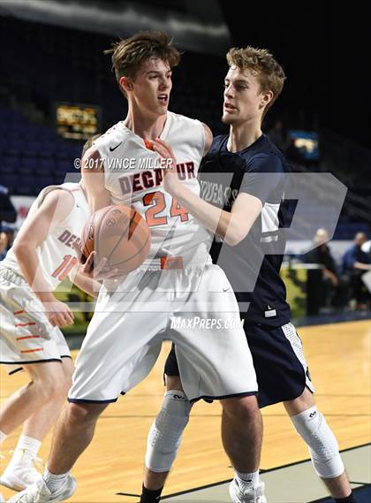 Thumbnail 2 in Cascade Christian vs. Decatur photogallery.
