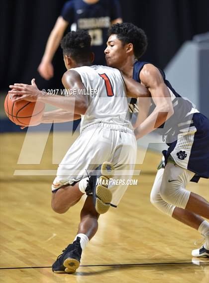 Thumbnail 2 in Cascade Christian vs. Decatur photogallery.