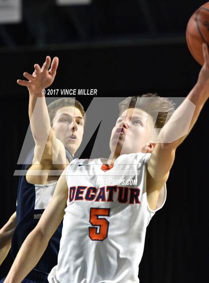 Thumbnail 2 in Cascade Christian vs. Decatur photogallery.