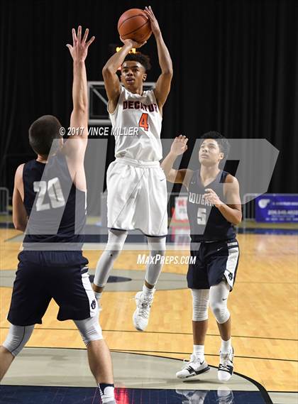 Thumbnail 3 in Cascade Christian vs. Decatur photogallery.