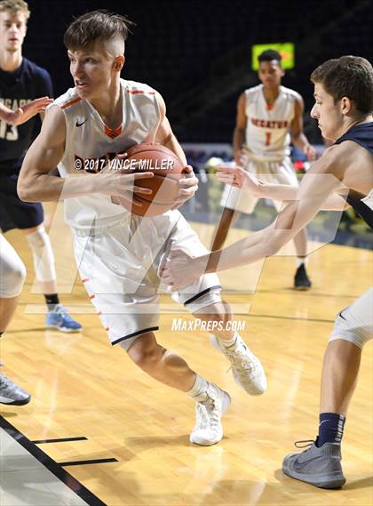 Thumbnail 3 in Cascade Christian vs. Decatur photogallery.