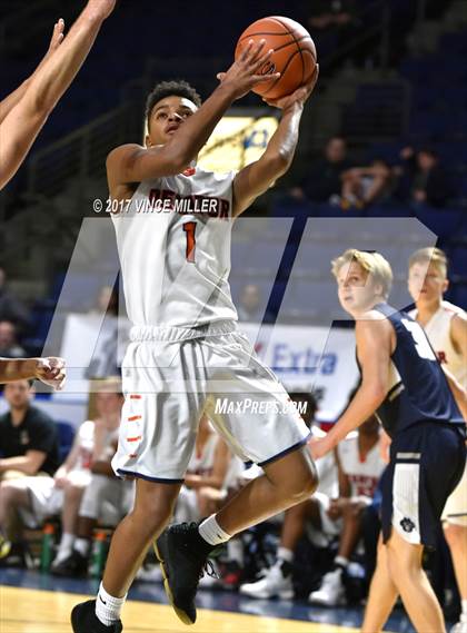 Thumbnail 1 in Cascade Christian vs. Decatur photogallery.