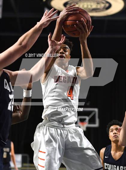 Thumbnail 3 in Cascade Christian vs. Decatur photogallery.