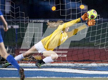 Thumbnail 1 in San Ramon Valley @ Davis (CIF NorCal D1 Semifinals) photogallery.