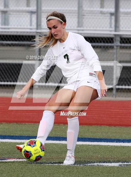 Thumbnail 2 in San Ramon Valley @ Davis (CIF NorCal D1 Semifinals) photogallery.