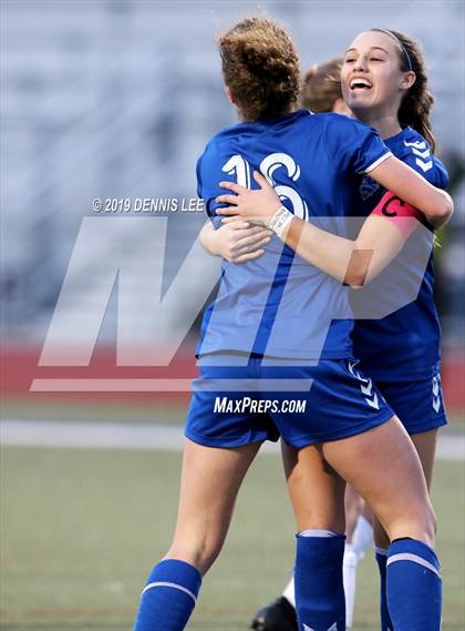 Thumbnail 2 in San Ramon Valley @ Davis (CIF NorCal D1 Semifinals) photogallery.