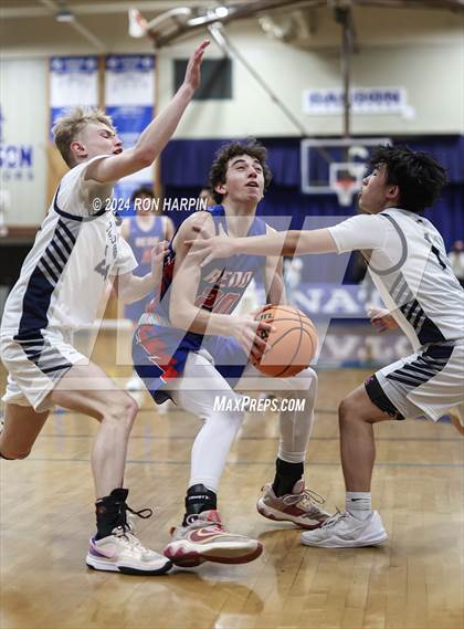 Thumbnail 3 in Damonte Ranch vs. Reno photogallery.