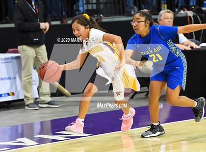 Thumbnail 3 in Baboquivari vs. Rock Point (AIA 1A Final) photogallery.