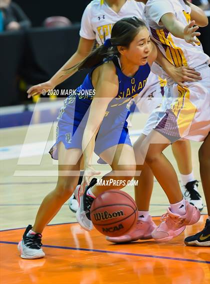 Thumbnail 1 in Baboquivari vs. Rock Point (AIA 1A Final) photogallery.