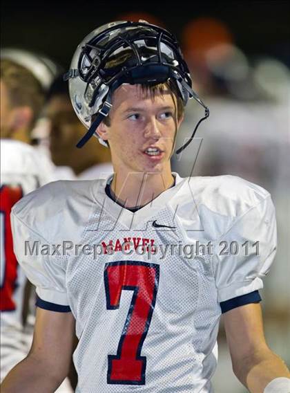 Thumbnail 3 in Manvel vs. Dayton (4A Region III Division II  Regional) photogallery.