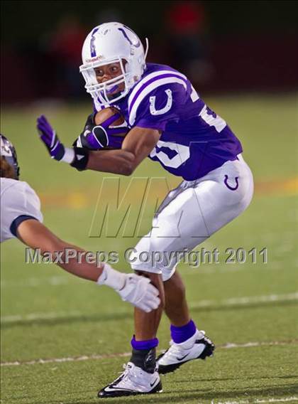 Thumbnail 2 in Manvel vs. Dayton (4A Region III Division II  Regional) photogallery.