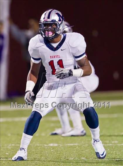 Thumbnail 2 in Manvel vs. Dayton (4A Region III Division II  Regional) photogallery.