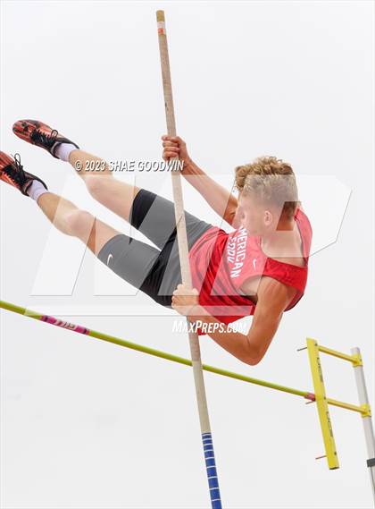 Thumbnail 1 in Caveman Classic Invitational photogallery.