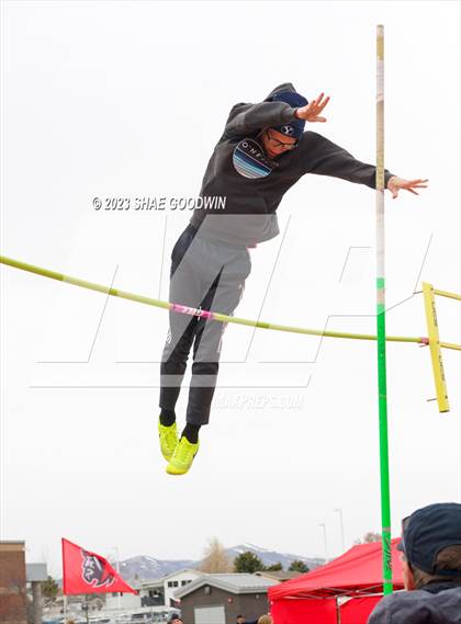 Thumbnail 1 in Caveman Classic Invitational photogallery.
