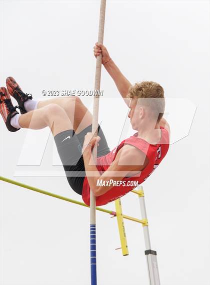 Thumbnail 2 in Caveman Classic Invitational photogallery.
