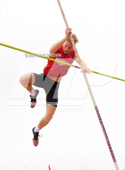 Thumbnail 3 in Caveman Classic Invitational photogallery.