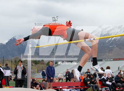 Thumbnail 2 in Caveman Classic Invitational photogallery.